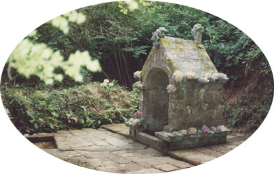 La Fontaine des des Vertus à Berric en Morbihan